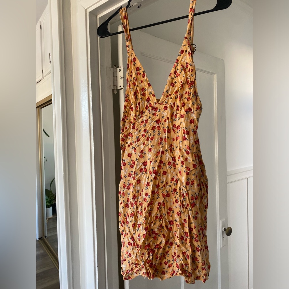 Urban Outfitters Yellow Sundress - medium